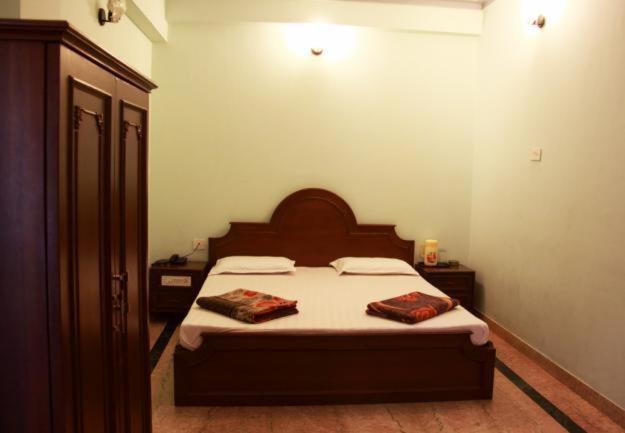 Lloyds Guest House, North Boag Road, T. Nagar Čennai Pokoj fotografie
